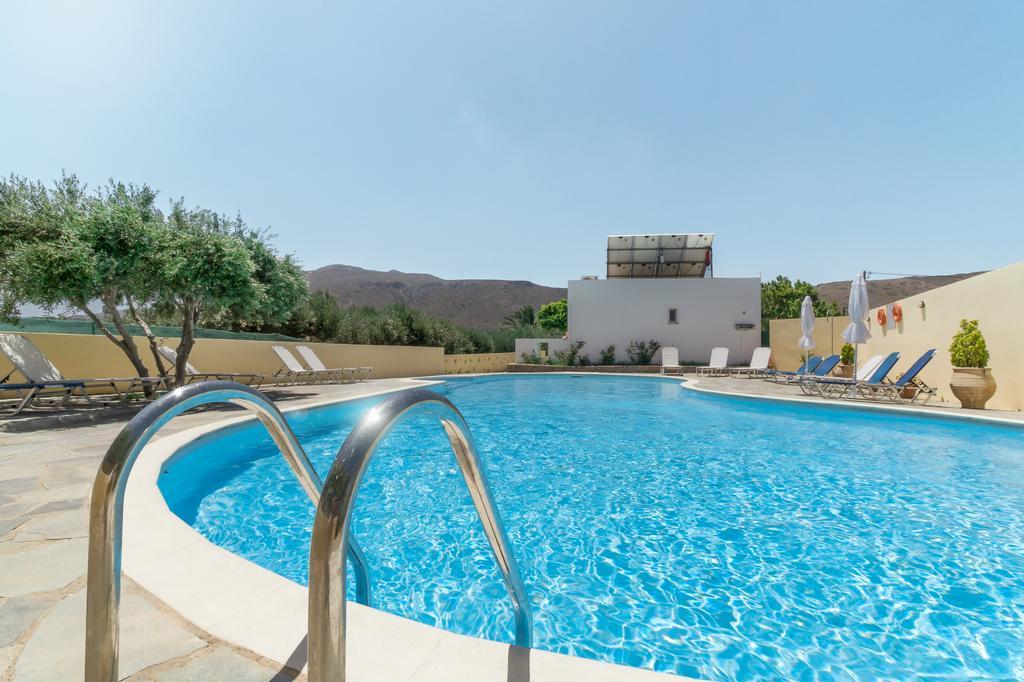 Rousolakos Pool Apartments Palekastro Bagian luar foto