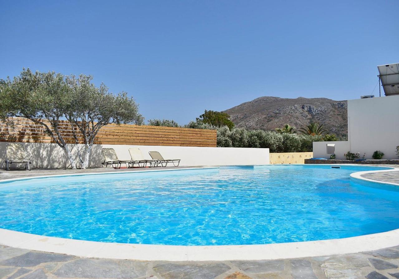 Rousolakos Pool Apartments Palekastro Bagian luar foto