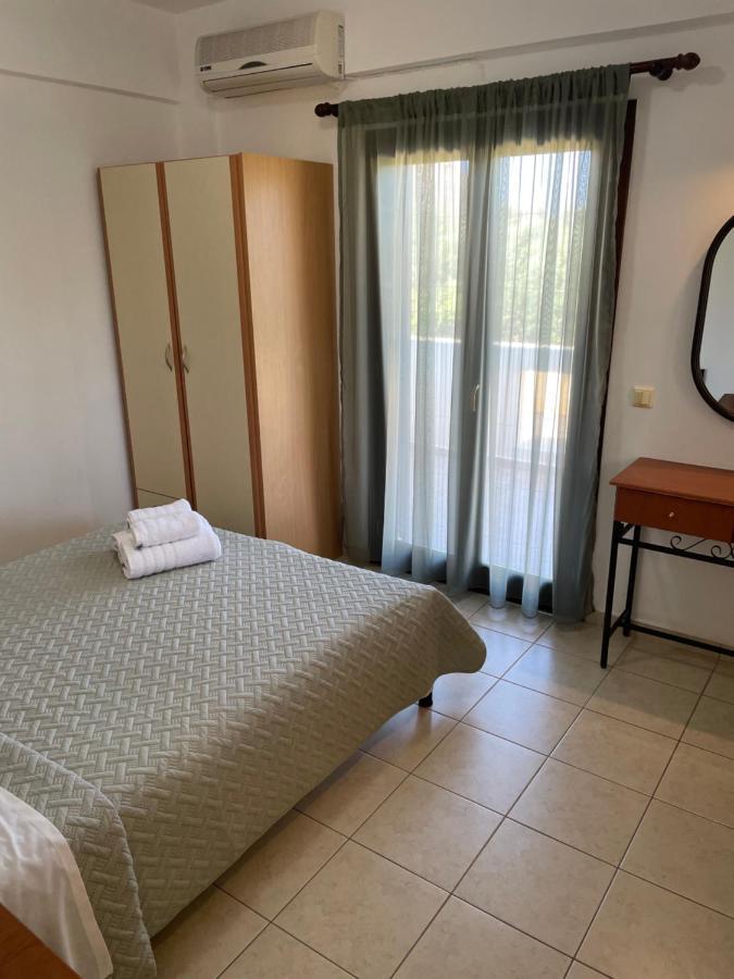 Rousolakos Pool Apartments Palekastro Bagian luar foto