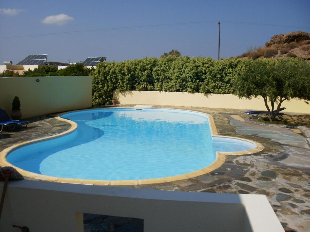 Rousolakos Pool Apartments Palekastro Bagian luar foto