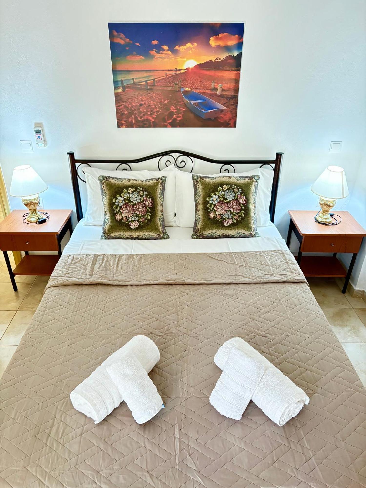 Rousolakos Pool Apartments Palekastro Bagian luar foto
