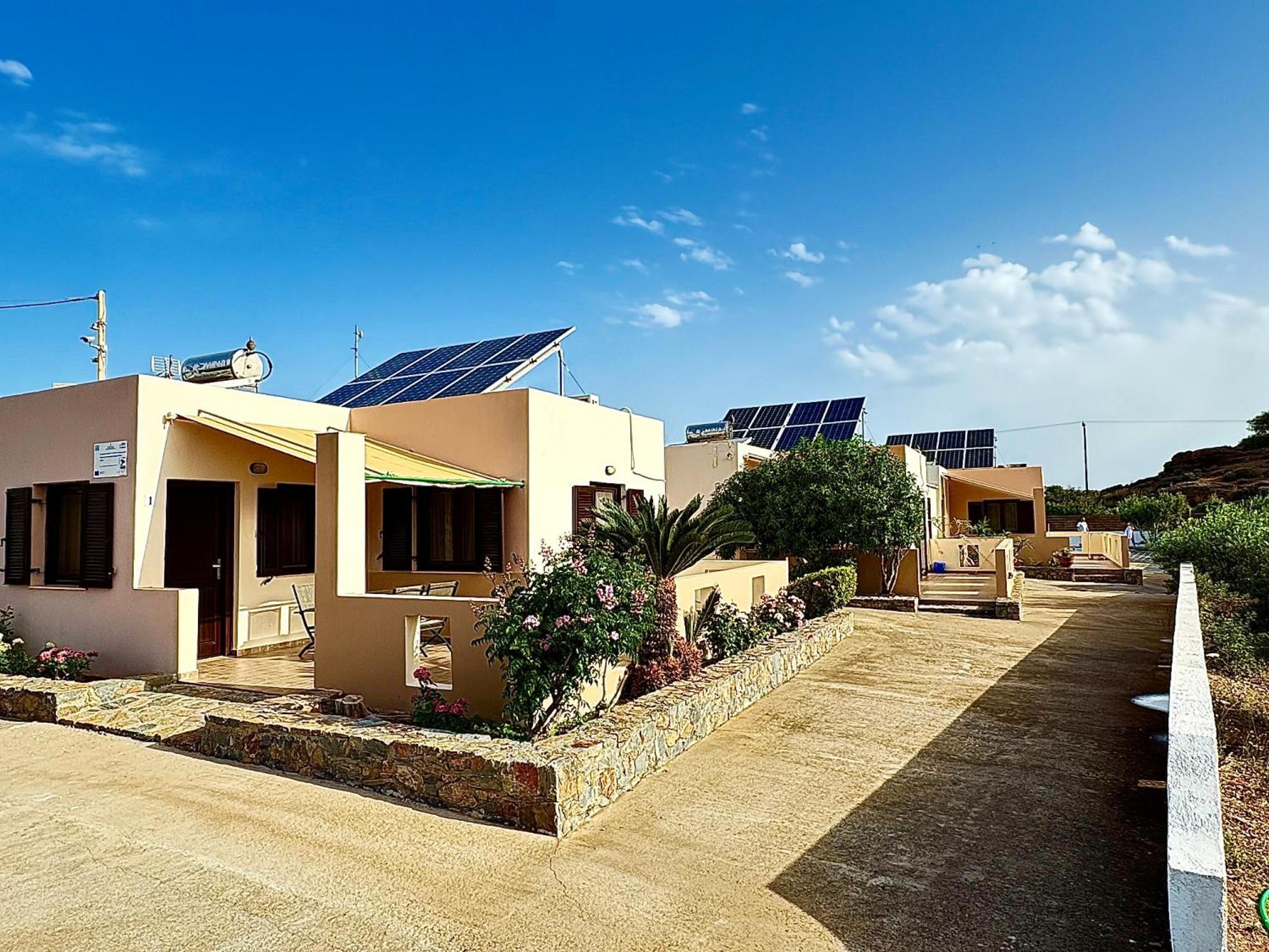 Rousolakos Pool Apartments Palekastro Bagian luar foto